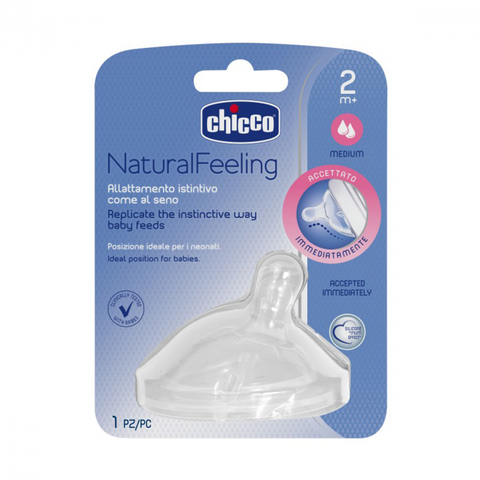Núm ty nghiêng Pisa Natural Feeling chảy trung bình Chicco 2M+