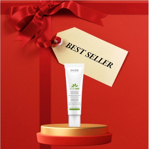 STOP AKN MATTIFYING MOISTURISER