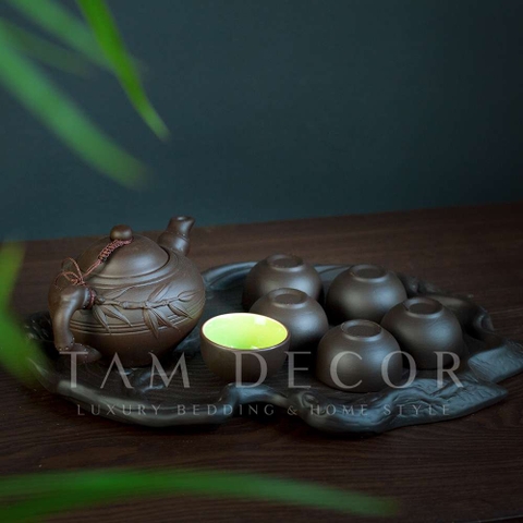 BỘ ẤM TRÀ GỐM BÁT TRÀNG CAO CẤP TỬ SA KHẮC TRE TRÚC