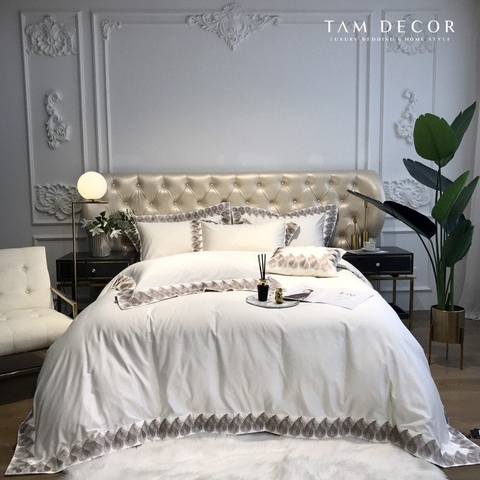 BỘ COTTON TRẮNG - HỌA TIẾT THÊU LÔNG VŨ