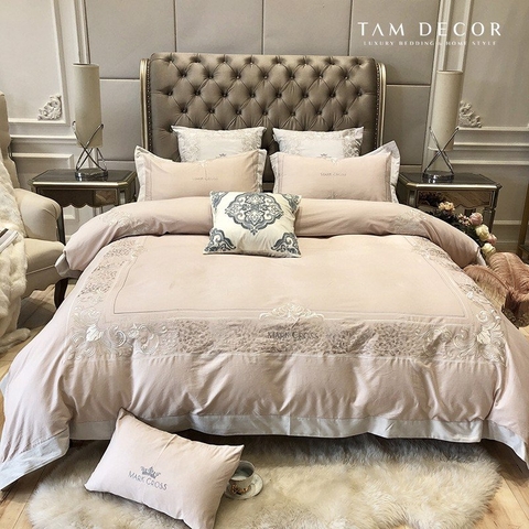 BỘ COTTON TRẮNG - HỌA TIẾT THÊU HOA HOÀNG GIA