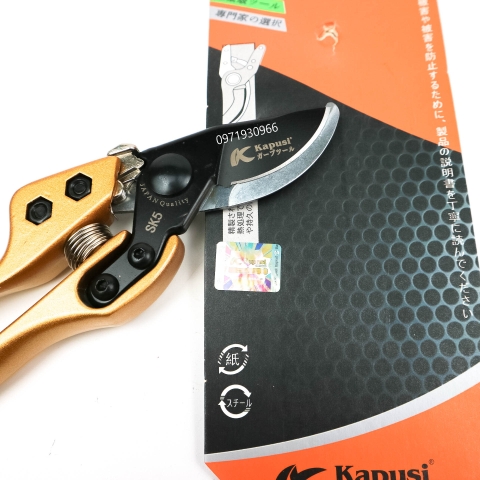 Kéo cắt cành Kapusi K-8642 chính hãng chất liệu thép SK5