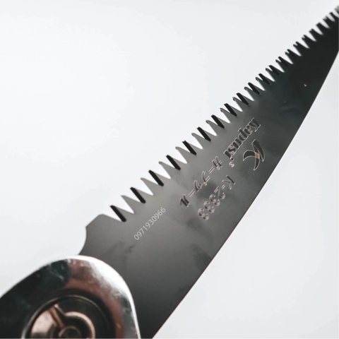 Cưa cành gấp Kapusi Japan 210mm chất liệu thép không gỉ chắc chắn nhỏ gọn