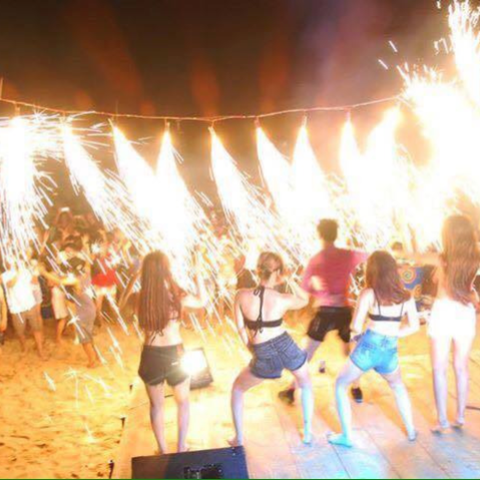 [Đồ Teambuilding] - Pháo