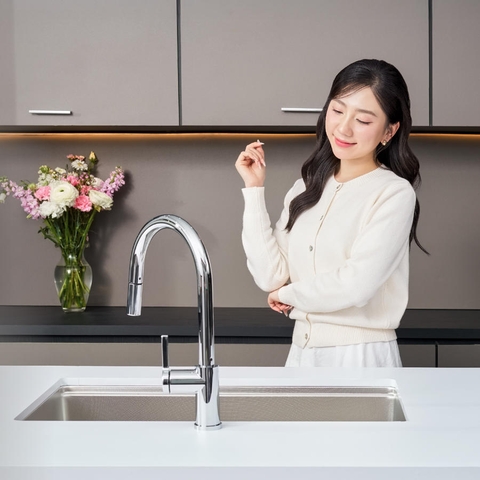 Vòi rửa bát dây rút Konox Alto Smart Chrome