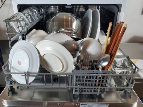 Máy rửa bát Texgio Dishwasher TG DT2022B - Mini 6 Bộ Tự Động Mồi Nước