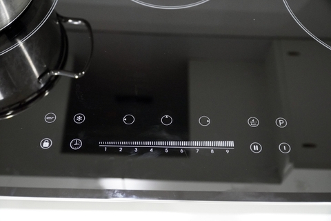 BẾP TỪ 3 VÙNG NẤU LORCA LCI 309 PLUS