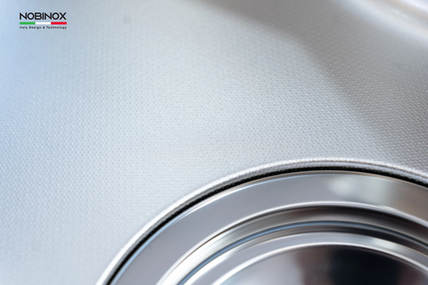Chậu rửa bát 1 hố Nobinox HARI PLUS 8250R