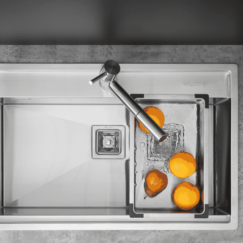 Vòi Rửa Chén Nóng Lạnh Dây Rút INOX 304 Malloca K110SS
