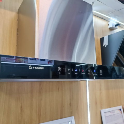 Máy hút mùi Fudeer FD-700BT