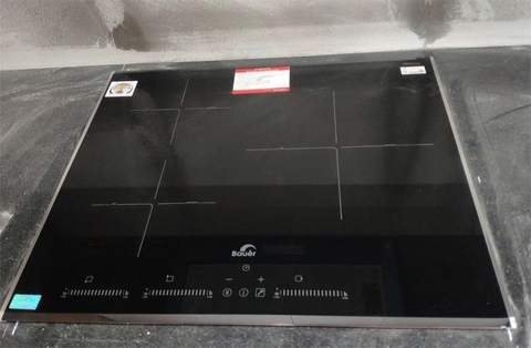 Bếp từ 3 vùng nấu Bauer BEU630GT2E