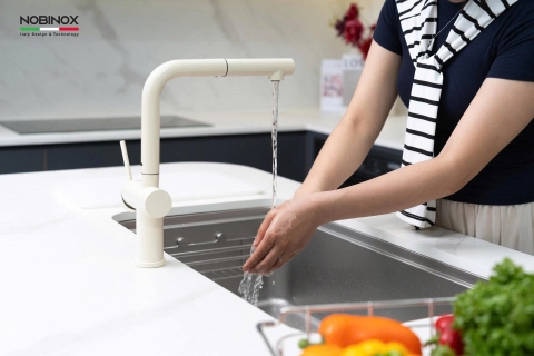 VÒI RỬA BÁT DÂY RÚT NOBINOX BIANCO NX602