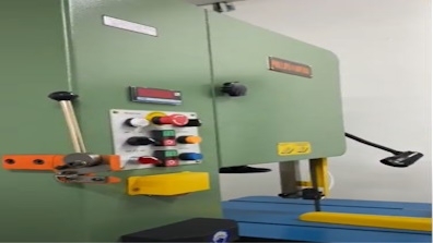 Hướng Dẫn Sử Dụng Máy Cưa Đứng 01