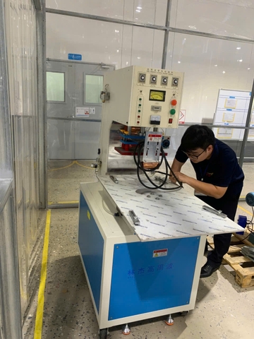 TTS lắp đặt thành công máy Hàn Cao Tần cho Assa Abloy