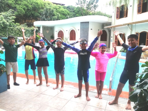 The 5th Graders enjoyed  swimming in the beautiful pool!  