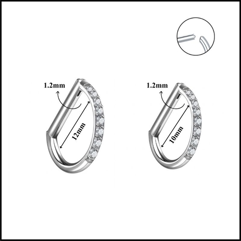 Khuyên tai chữ D giả vòng có đính đá - 2 size - Titan F136