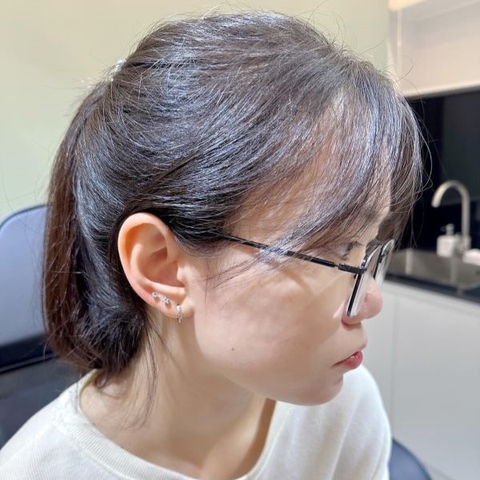 Khuyên tai hình ngôi sao