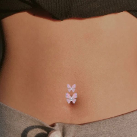 Khuyên rốn hình cánh bướm cá tính