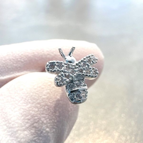 Khuyên tai ORANGE BEETLE EARRING