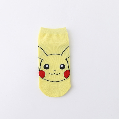 Vớ cổ ngắn dễ thương hình Pikachu màu vàng
