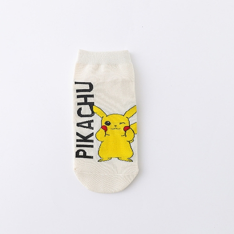 Vớ nam nữ hình Pikachu nền trắng kem - SHIP NHANH 4H