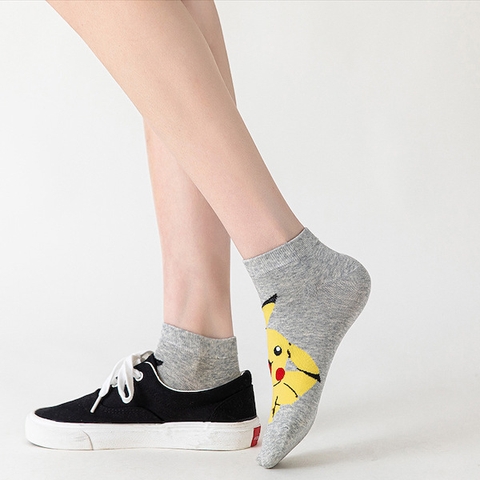 Vớ (tất) cổ ngắn màu xám hoạt tiết Pikachu