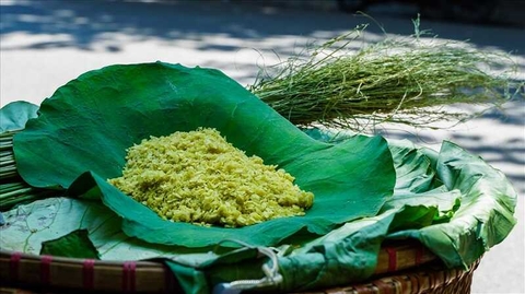 Ở Hà Nội hãy còn thơm hương cốm