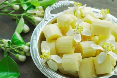 Mía ướp hoa bưởi - món ăn thanh cảnh của người Hà Nội