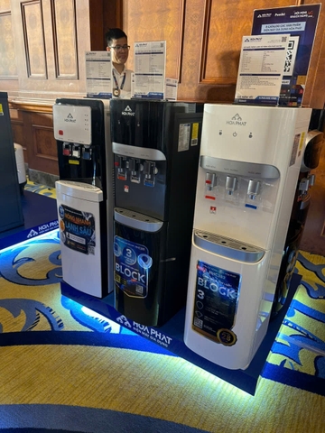 Cây nước nóng lạnh Hòa Phát HHC363