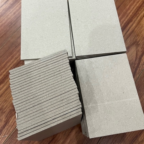Combo 50 bìa lạnh dày 3mm kích thước 8x11cm