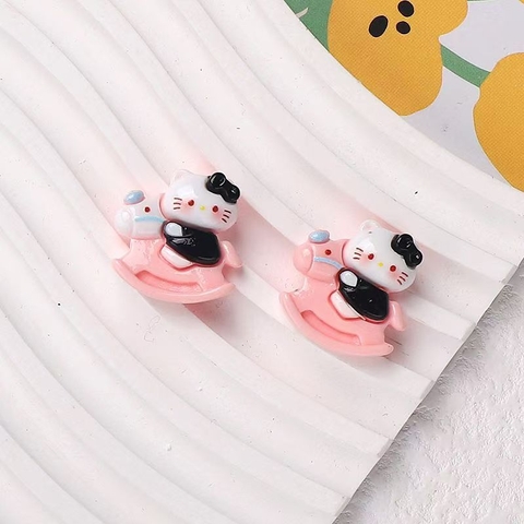 100 CHARM KITTY ĐEN HỒNG