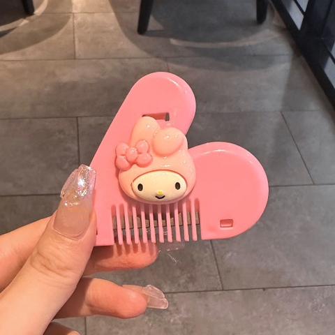 COMBO 5 CÁI (6K/ CÁI) LƯỢC TỈA TÓC MÁI TIỆN LỢI- ĐÍNH CHARM HOẠT HÌNH