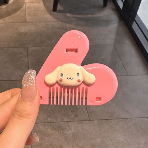 COMBO 5 CÁI (6K/ CÁI) LƯỢC TỈA TÓC MÁI TIỆN LỢI- ĐÍNH CHARM HOẠT HÌNH