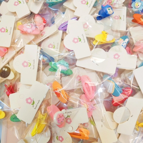 TÚI 2 KẸP MÁI BẦU ĐÍNH CHARM (1)