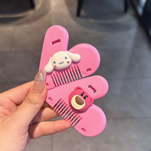 COMBO 5 CÁI (6K/ CÁI) LƯỢC TỈA TÓC MÁI TIỆN LỢI- ĐÍNH CHARM HOẠT HÌNH