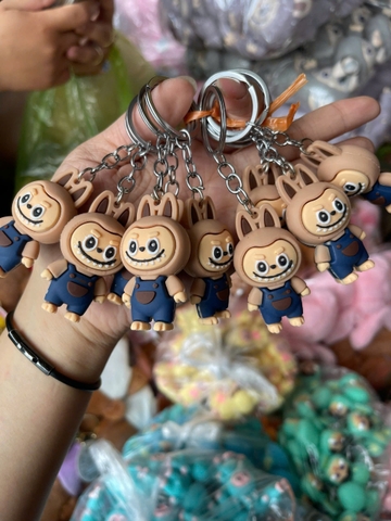 MÓC KHÓA DẺO LABUBU (1)