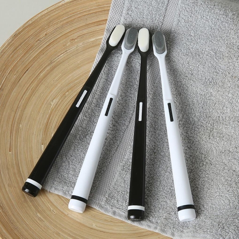 Bàn chải siêu mịn đầu YAKANG cao cấp 10.000 sợi lông siêu mịn mềm mại không đau nướu, đầu hoa