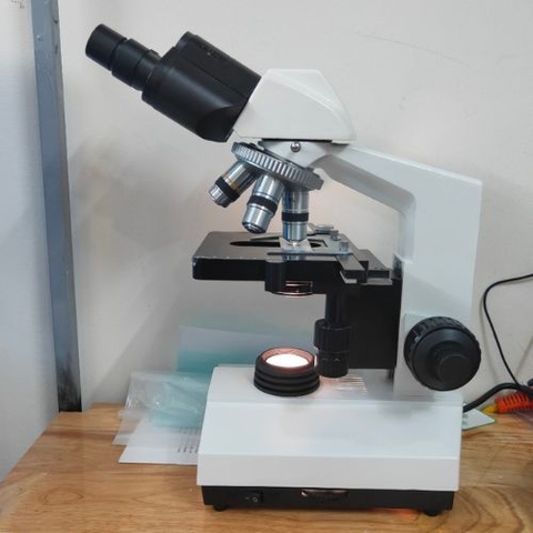 Kính hiển vi sinh học 2 mắt XSZ-107T – Thiết bị quang học chuyên dụng cho phòng thí nghiệm