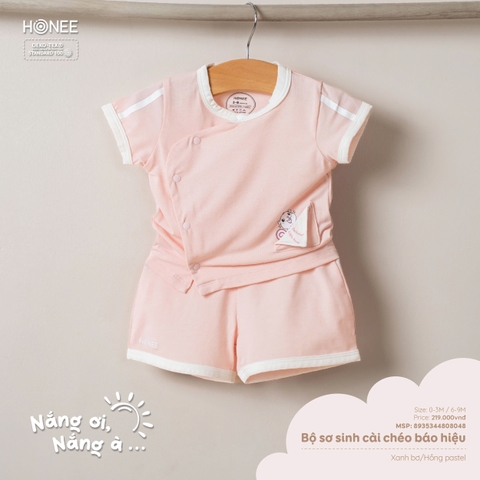 Bộ sơ sinh cài chéo báo hiệu 8935344808048