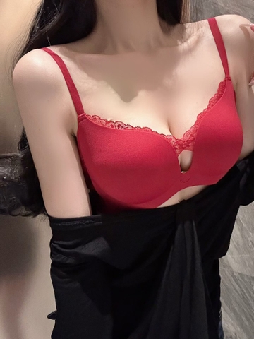 áo lót đệm 2cm không gọng 886