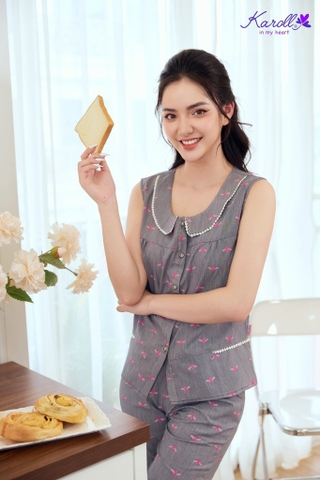 Bộ thô Karoll áo sát nách quần lửng NH 22.056