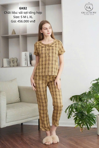 Bộ thô kẻ  QD tay cộc ,cổ sen GK82