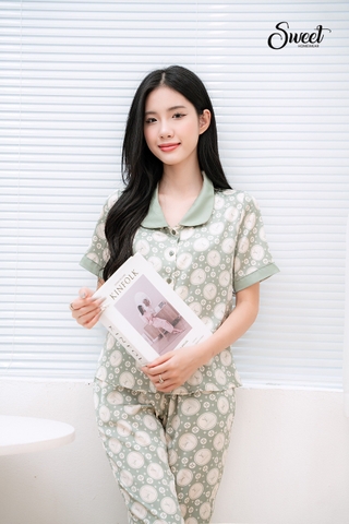 Bộ Swet lụa LV quần lửng,cộc tay S24-620