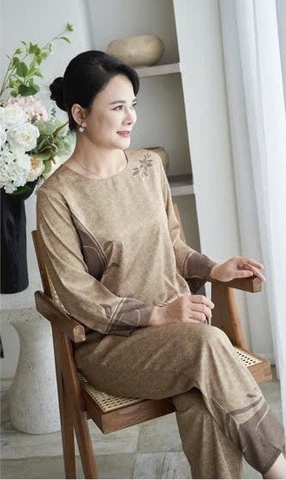 Bộ Sunfly lụa satin tay lỡ q.dài SP2197