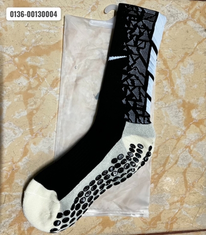X-ຖົງຕີນກັນມື່ນສັ້ນ NiKe Sports