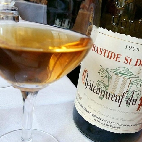Rượu vang Pháp Chateauneuf Du Pape