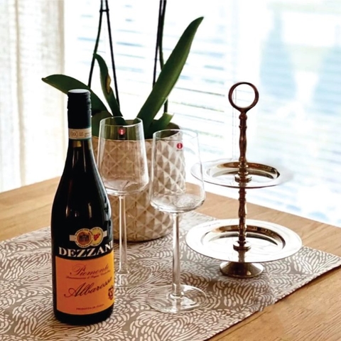 Rượu vang Ý Dezzani Albarossa