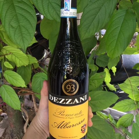 Rượu vang Ý Dezzani Albarossa