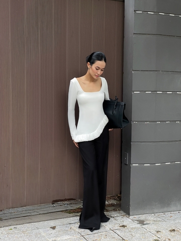 Split - side pants 2025