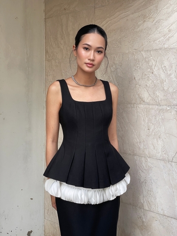 Lantern tiered peplum top